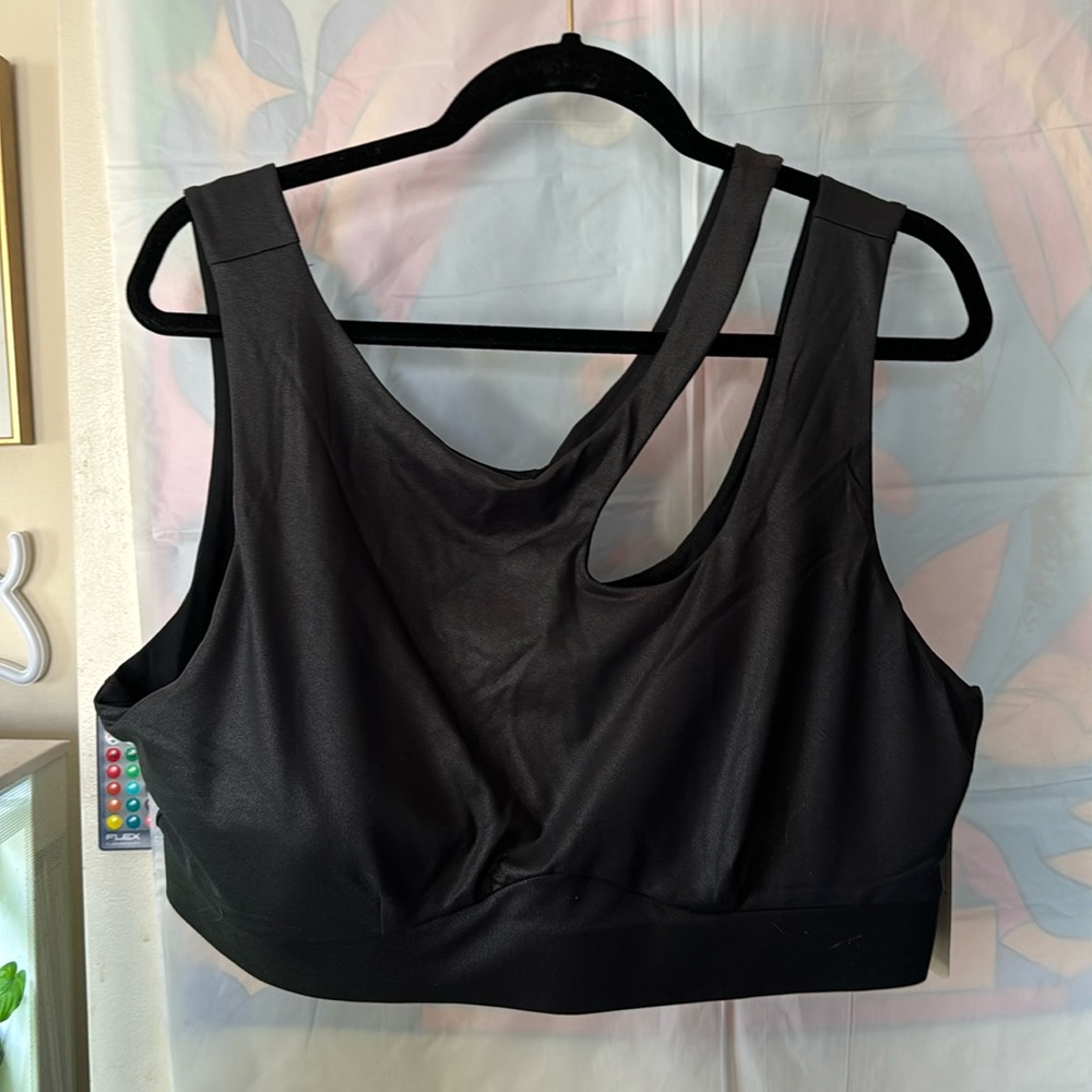 Callie sports bra